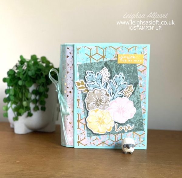 textured chic mini album