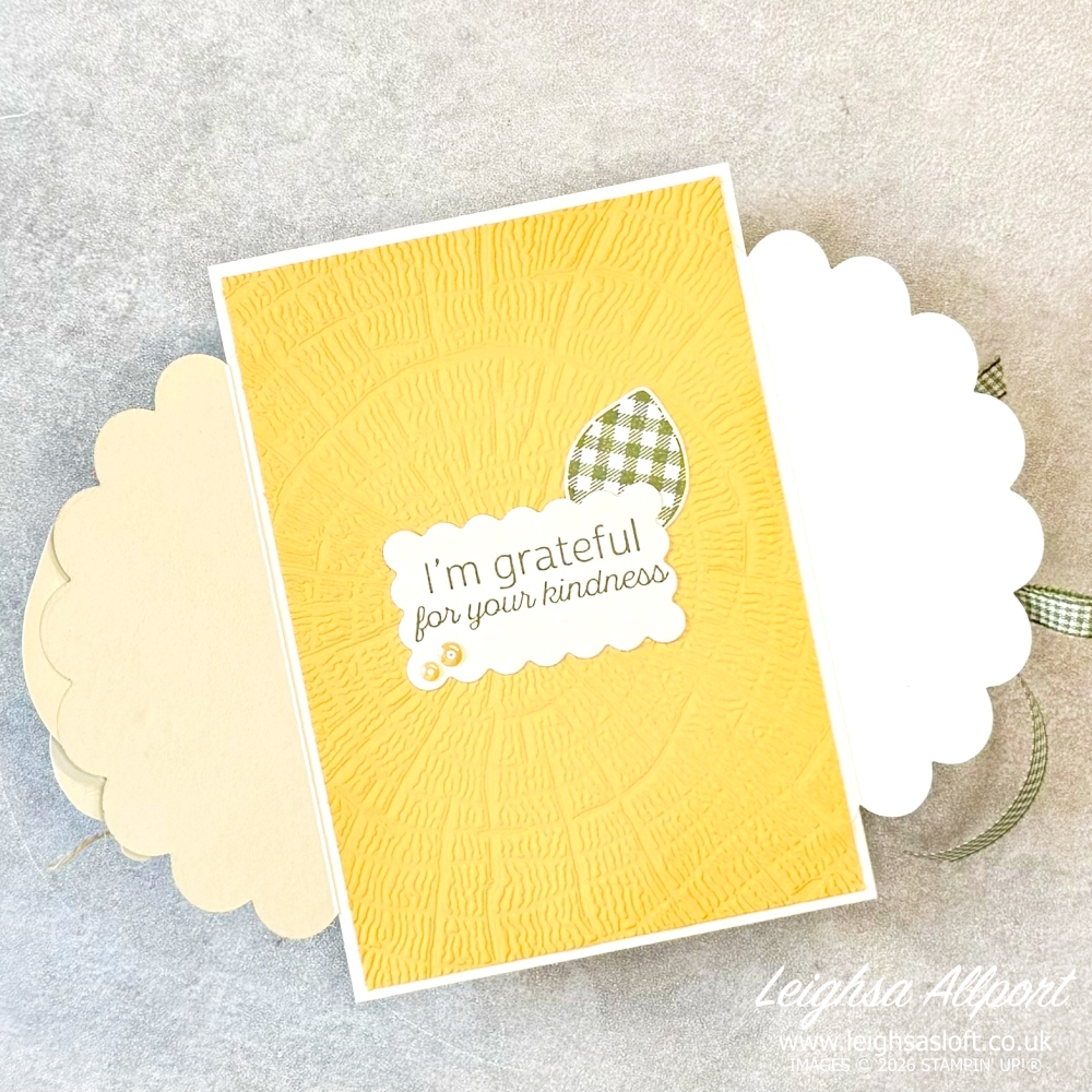 Stamp Impressions - EU September Blog Hop. Tic Tac Toe Challenge. Autumnal Fun Fold card using the Simply Leaves Bundle, Scalloped Blooms Dies, Tree Ring 3D Embossing Folder, Mossy Meadow & Very Vanilla Gingham Ribbon, Linen Thread and a Basic Beige, Crumb Cake, Golden Glow, Pecan Pie & Mossy Meadow colour combo.